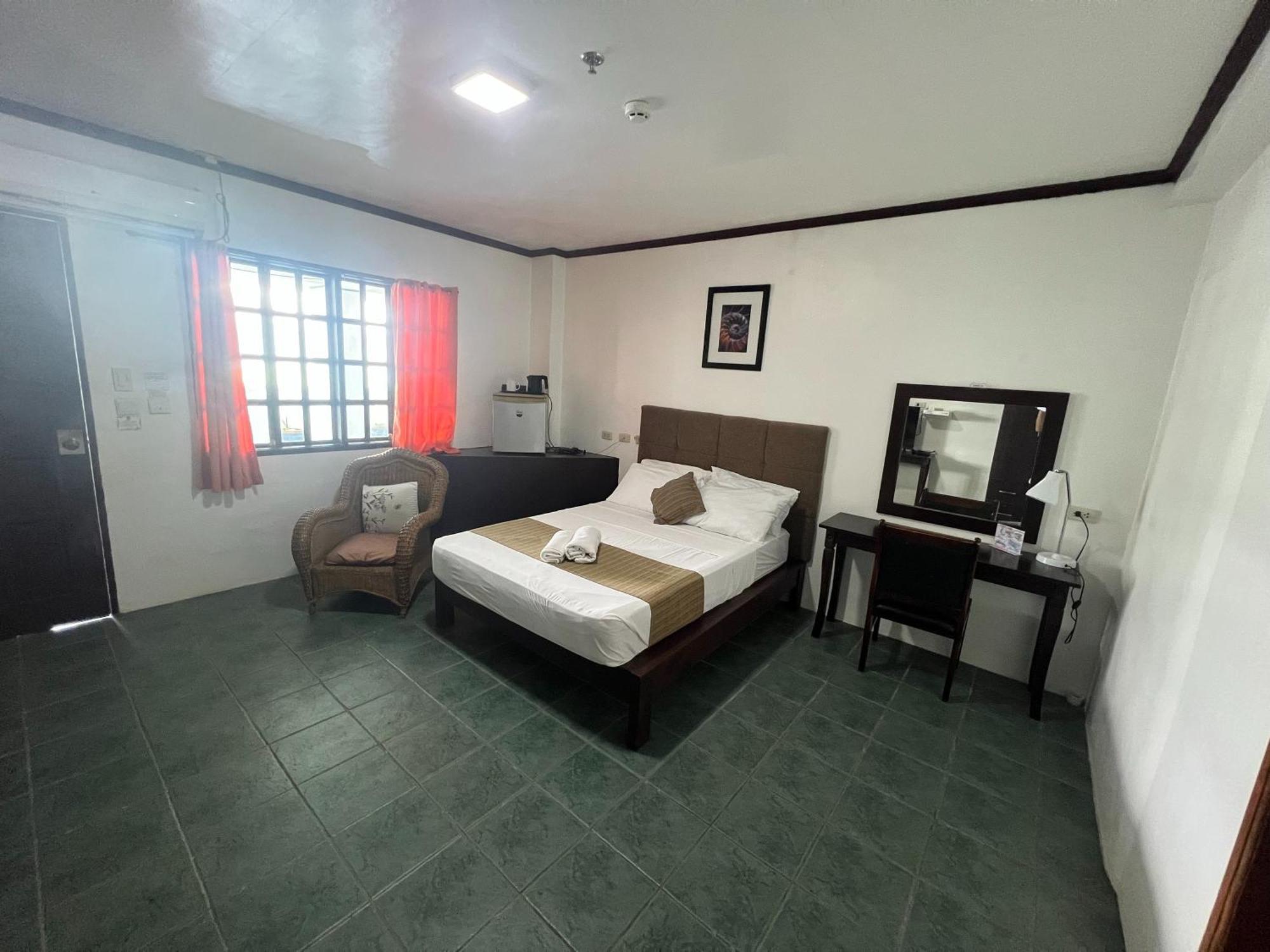 Subiza Beach Resort Olongapo Eksteriør bilde