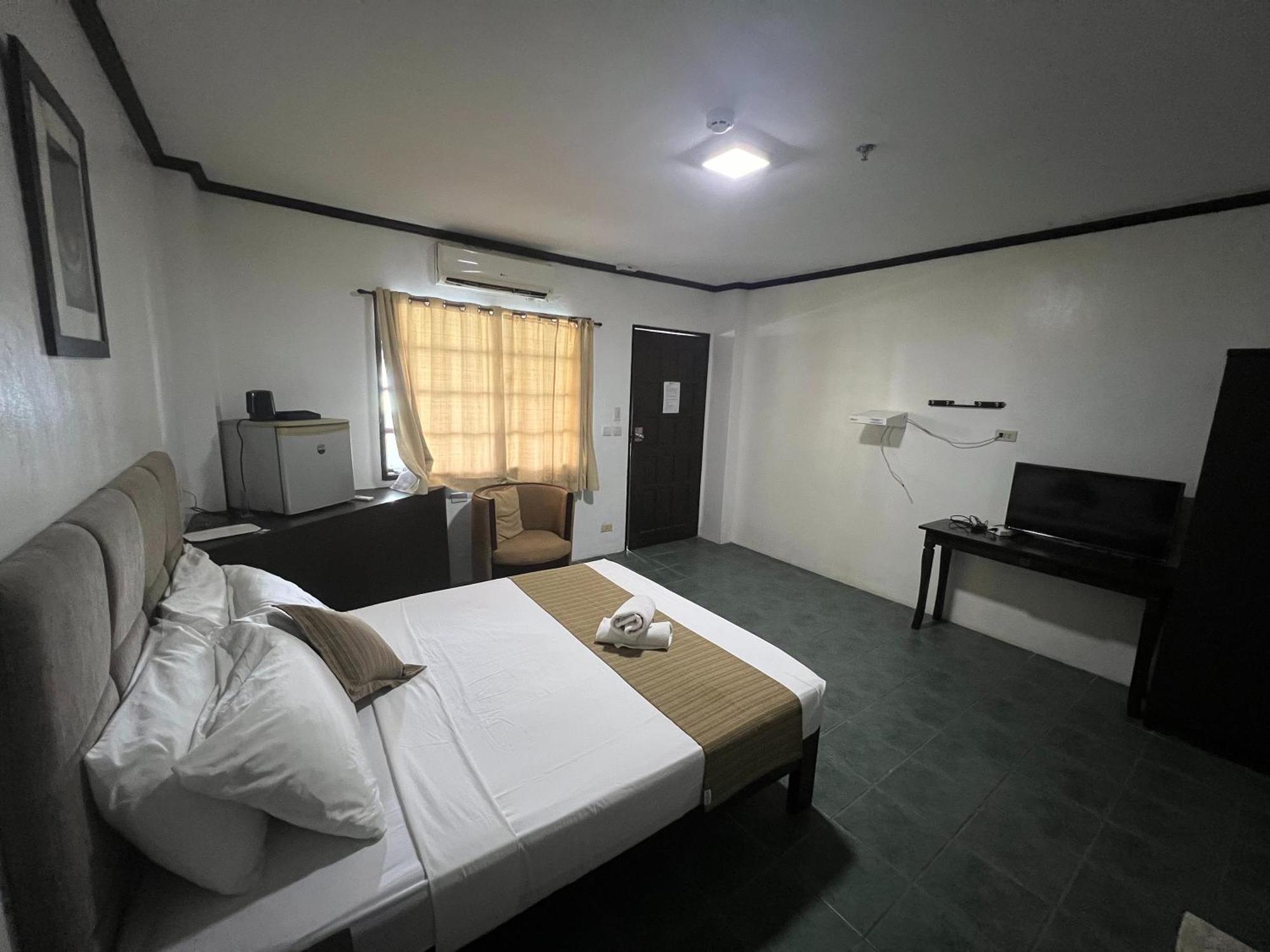 Subiza Beach Resort Olongapo Eksteriør bilde
