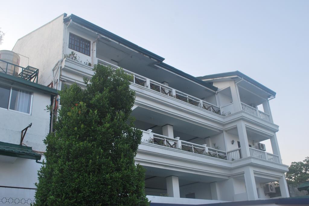 Subiza Beach Resort Olongapo Eksteriør bilde